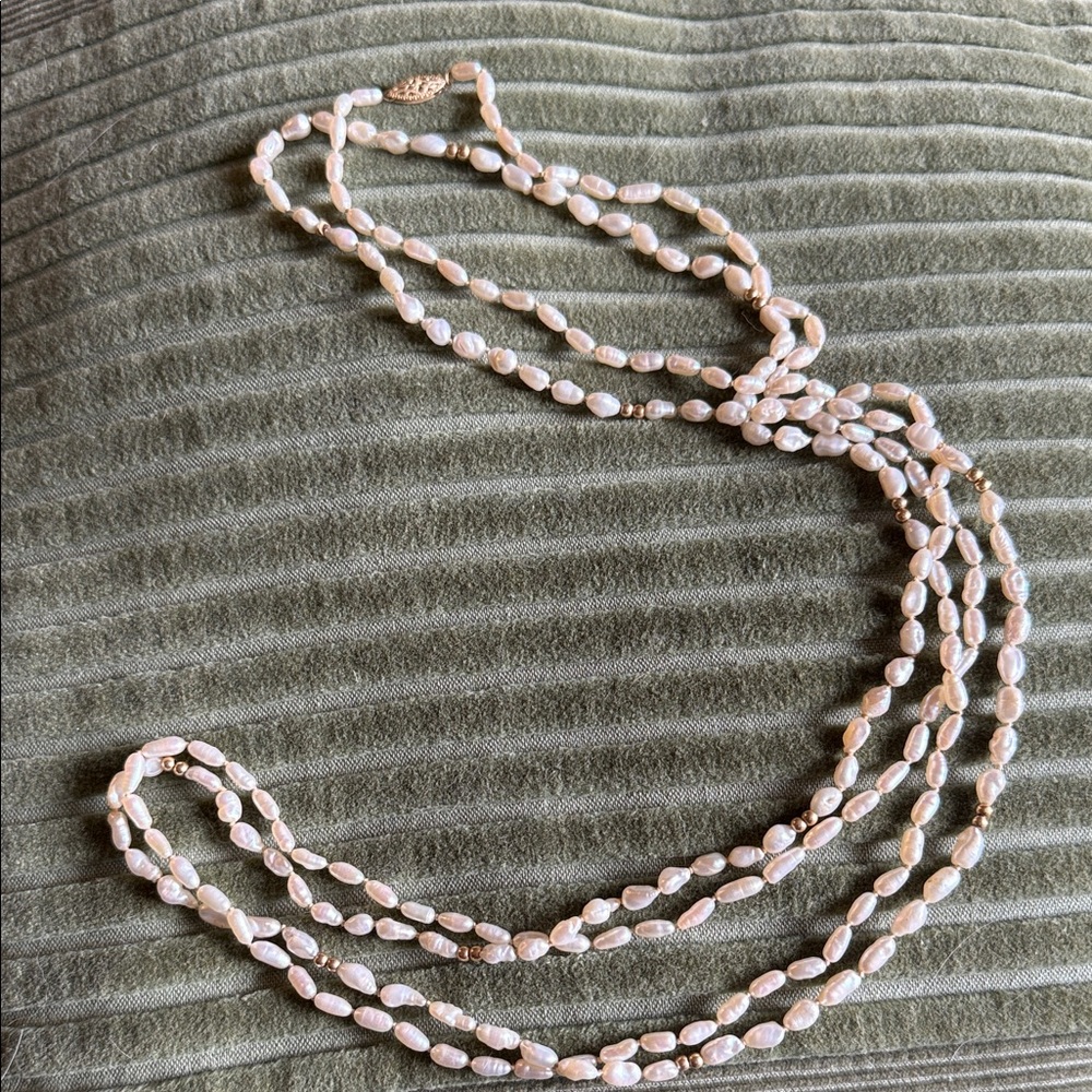 Elegant Pearl Necklace